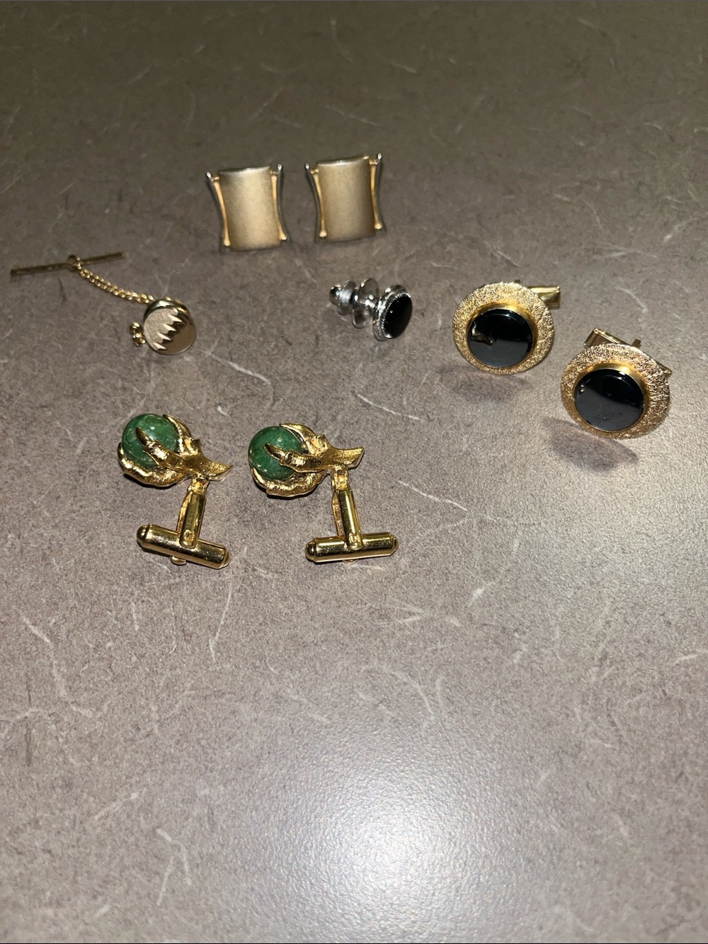 Men’s cufflinks and tie pins- 2 Swank brands